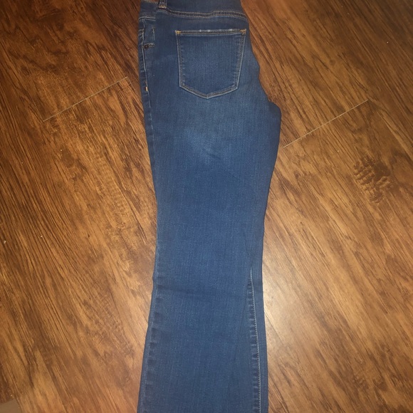 Universal Thread jeans - Picture 2 of 2